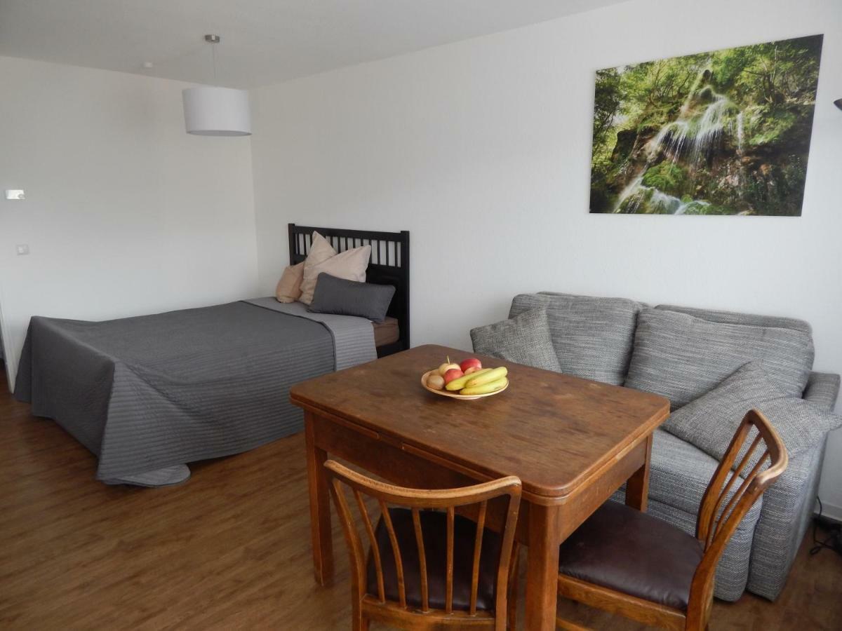 Free Apartment - Schoenblick Bad Urach Bagian luar foto